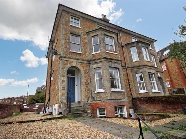 Flat for rent in Charlotteville, Guildford
