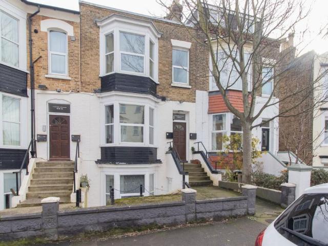 Flat for rent in Cliftonville West, Acol