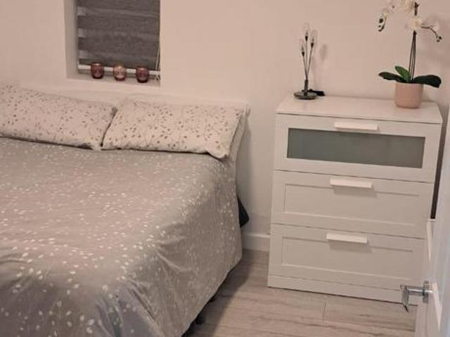 Flat for rent in Seven Kings, Greater London