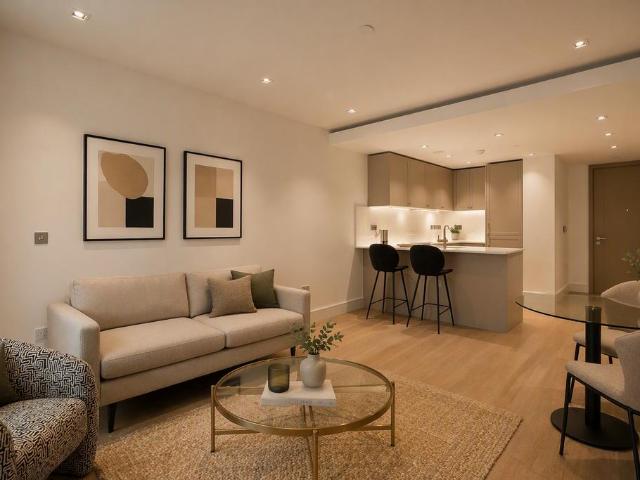 Flat for rent in St. John's Wood, Greater London