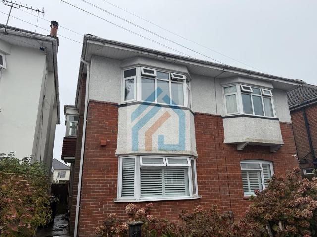 Flat for rent in Queens Park, Bournemouth