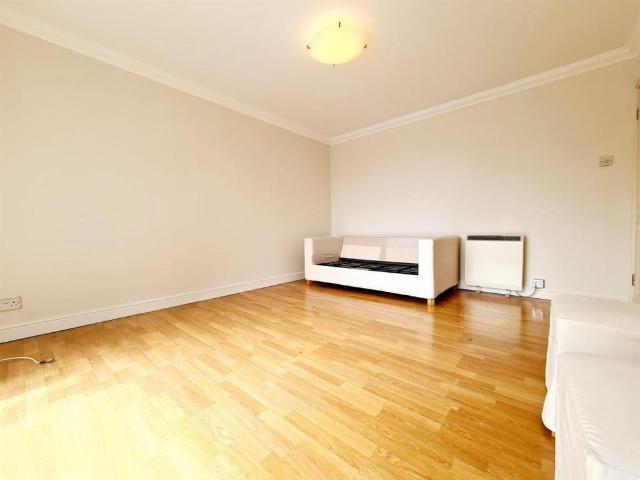 Apartment for rent in Greater London