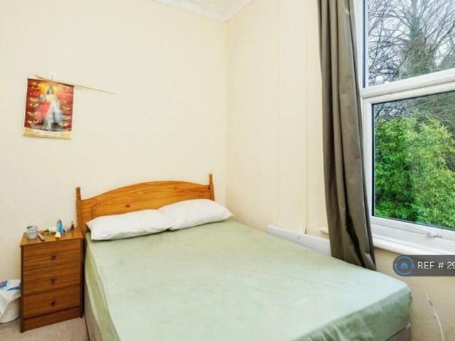 Apartment for rent in St James, Sandown Park