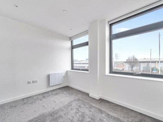 Apartment for rent in Birch Green, Lower Halliford