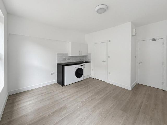 Apartment for rent in Alton Barnes, Essex