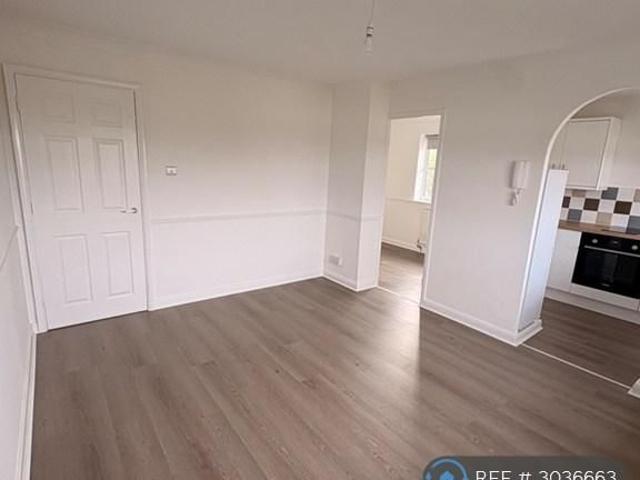 Apartment for rent in Monks Orchard, Kent