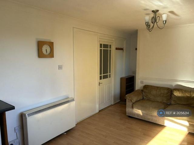 Apartment for rent in Old Town, Swindon
