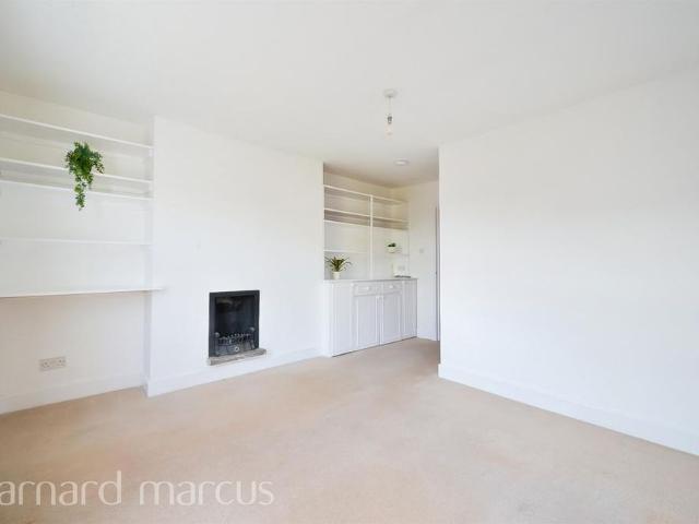 Apartment for rent in London Borough of Croydon, Greater London