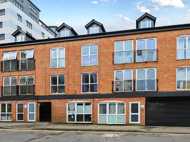 Flat for rent in Aldershot, Hampshire