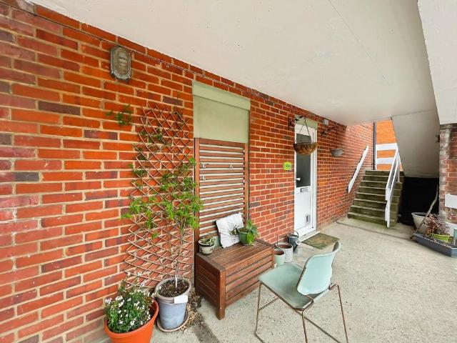 Flat for rent in Bearton, King's Walden