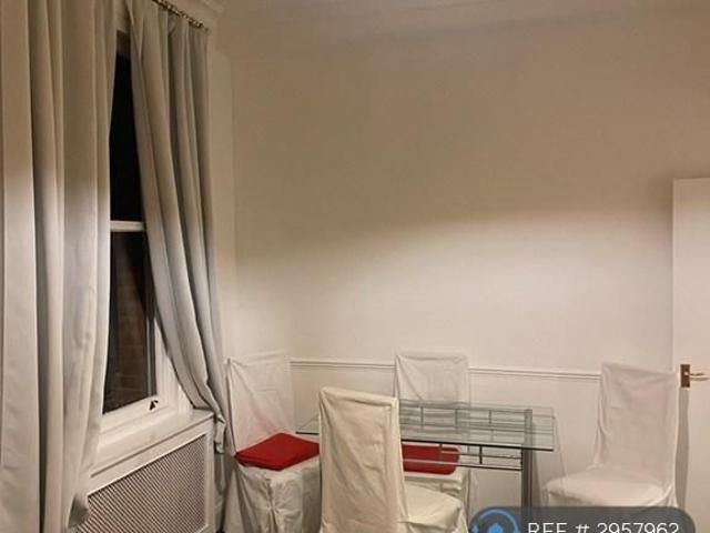Apartment for rent in Putney, Greater London