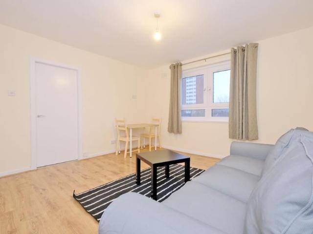 Apartment for rent in Ballindoch, Scotland
