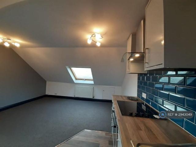 Apartment for rent in Upton, Acol