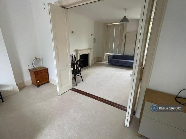 Apartment for rent in Newtown, Reading