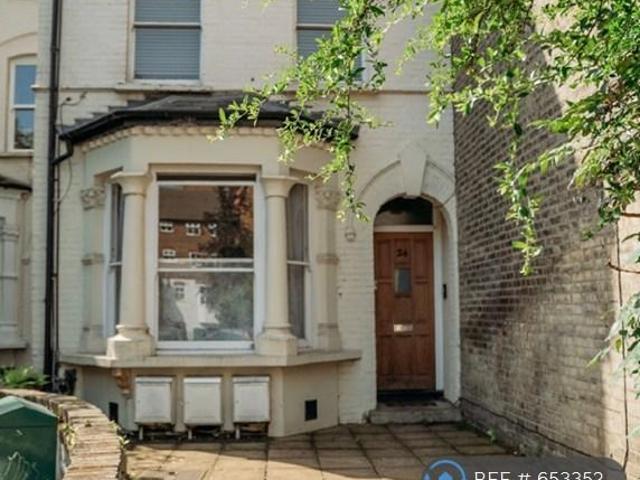 Flat for rent in Vauxhall, Greater London