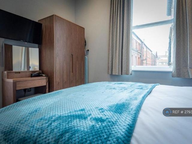 Apartment for rent in The Haulgh, Lee Bank