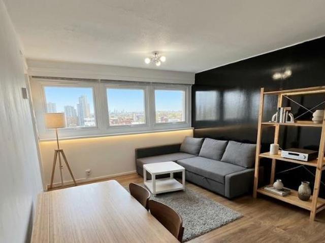 Apartment for rent in Park Central, Birmingham