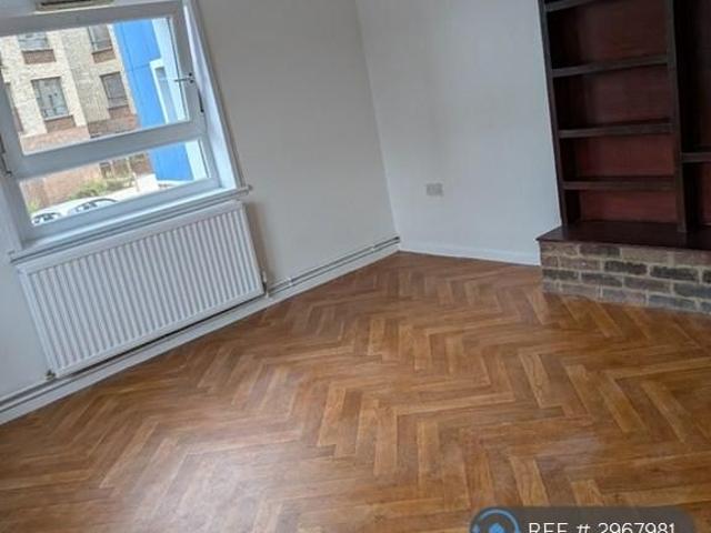 Apartment for rent in London Borough of Hounslow, Greater London
