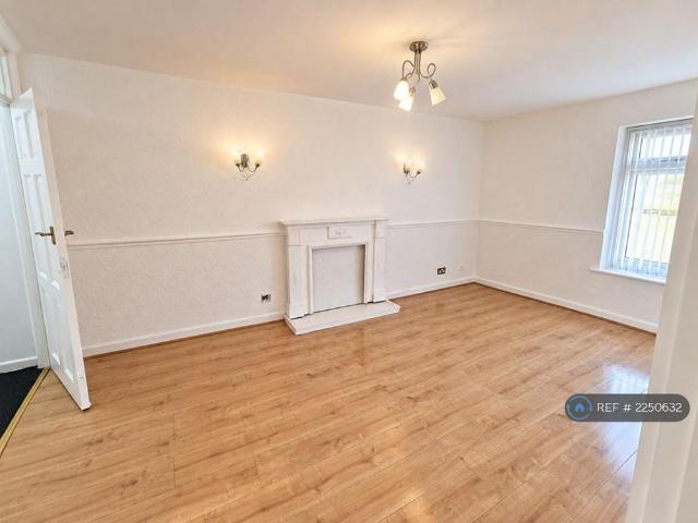 Apartment for rent in Calderstones