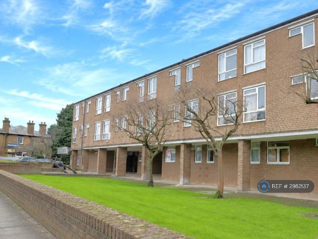 Flat for rent in Elstree and Borehamwood, Elstree