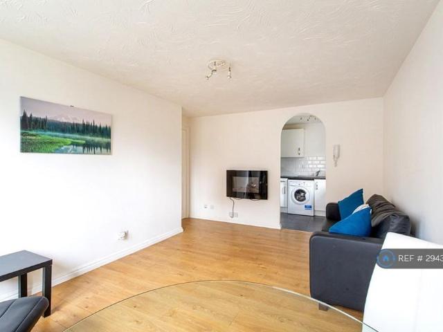 Apartment for rent in Northumberland Heath, Greater London