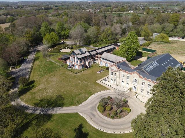 Flat for rent in Cryers Hill, Buckinghamshire
