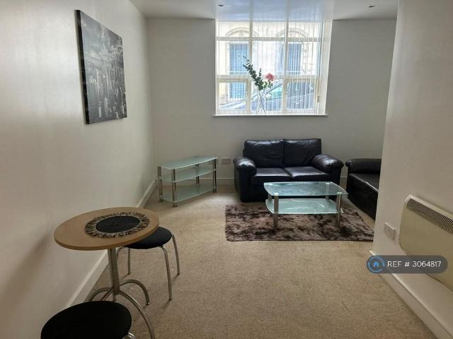 Flat for rent in Little Germany, Bradford