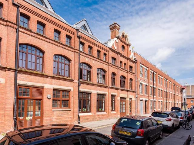 Flat for rent in Round Hill, Brighton & Hove