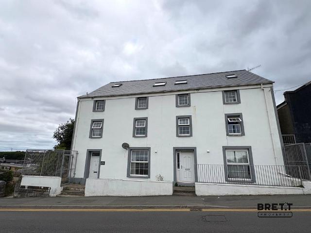 Flat for rent in Milford Haven, Wales