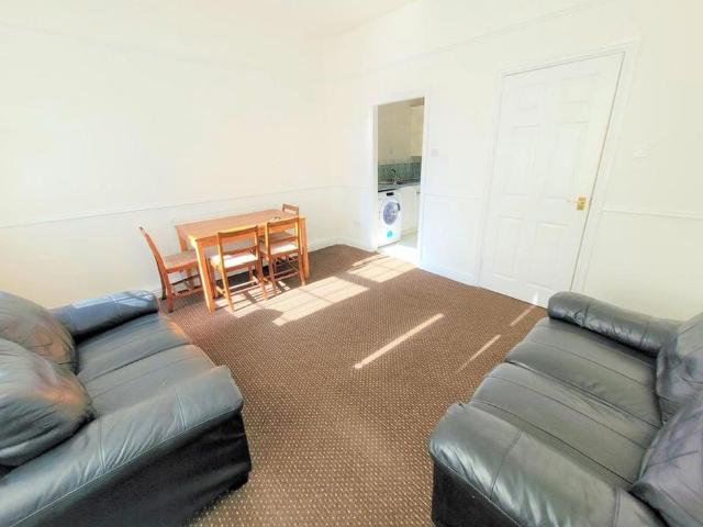 Apartment for rent in Islington, Calderstones