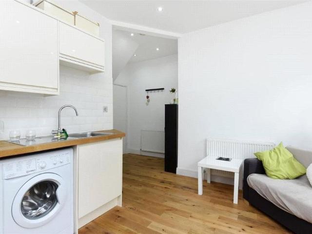 Apartment for rent in London Borough of Croydon, Greater London