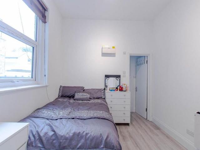 Apartment for rent in London Borough of Ealing, Greater London