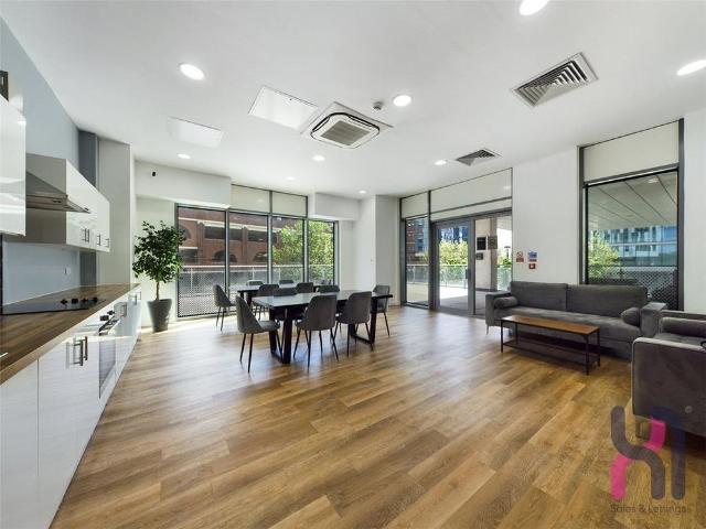 Apartment for rent in Salford Quays, Salford