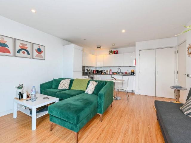 Flat for rent in Fitzrovia, Isle Of Man