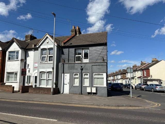 Flat for rent in Gillingham