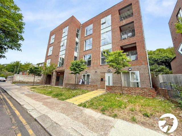 Flat for rent in Chatham