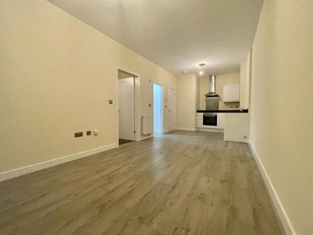 Apartment for rent in Regent Quay, Oad Street