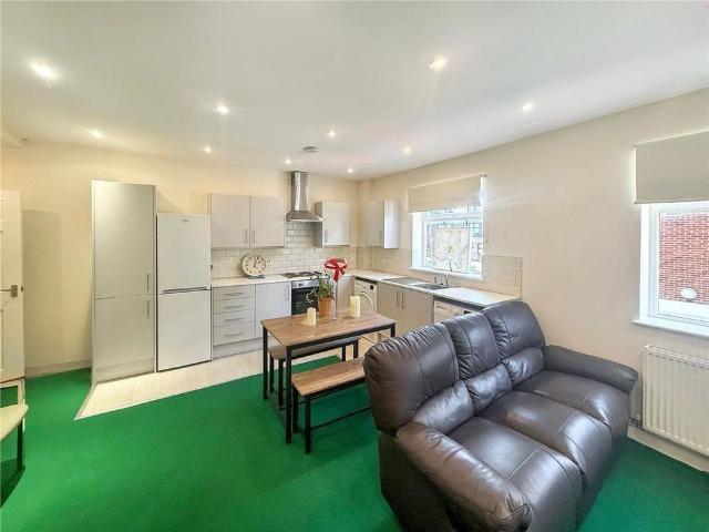 Apartment for rent in Rodbourne, Swindon