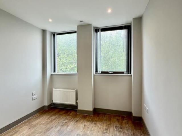 Apartment for rent in Ringlestone, Midway