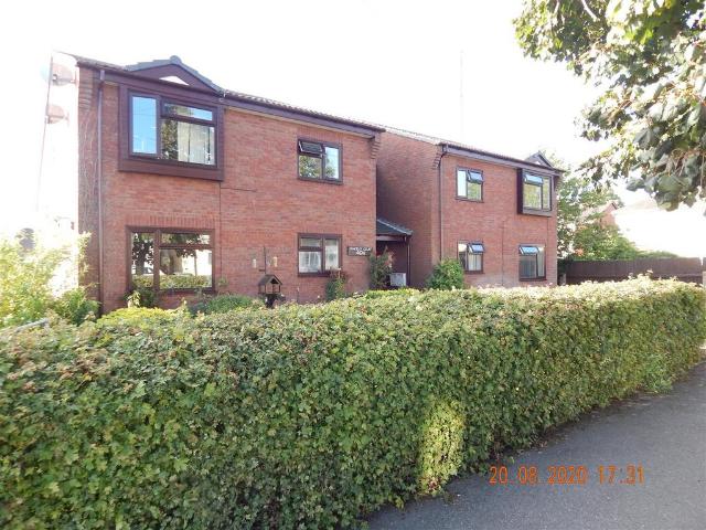 Flat for rent in Callow Hill, Redditch