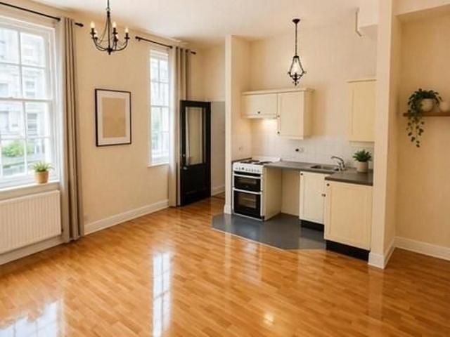 Apartment for rent in The Dales, Key Street