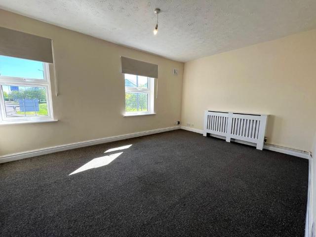 Flat for rent in Rodbourne, Swindon