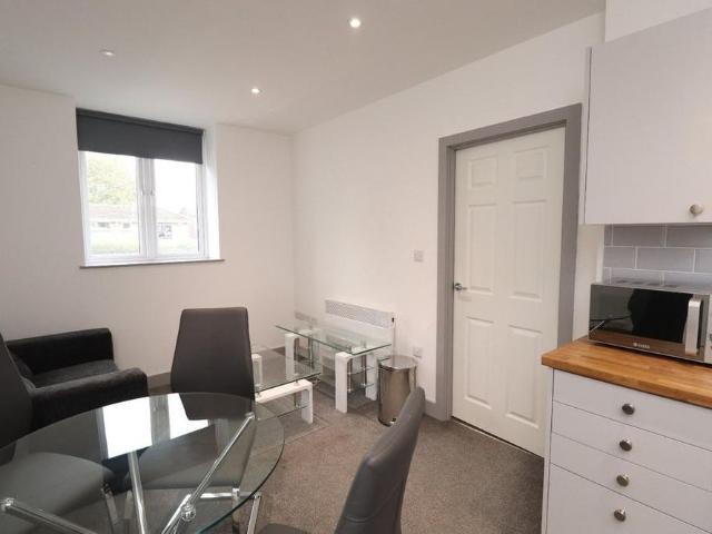 Apartment for rent in Hunslet, West Yorkshire