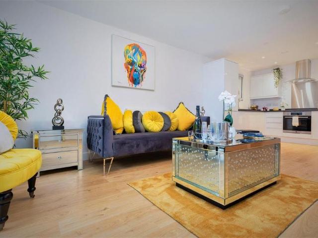 Apartment for rent in Red Hill, Surrey