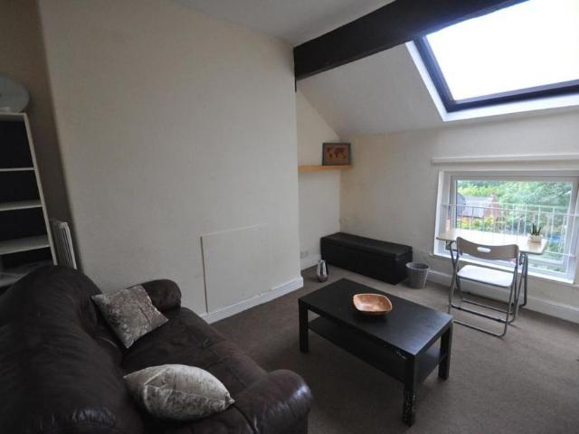 Apartment for rent in Woodhouse, West Yorkshire
