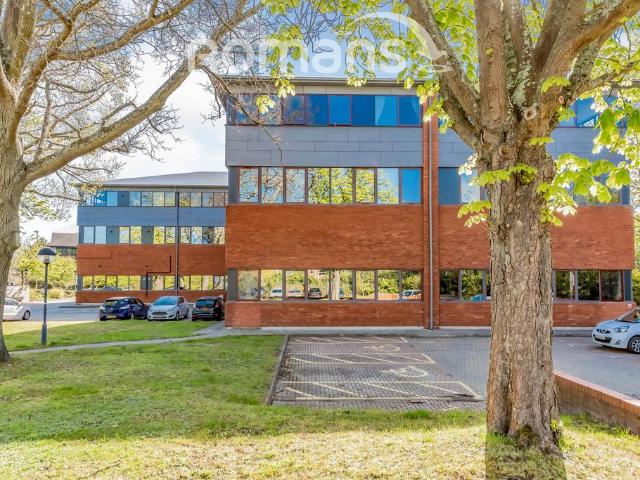 Flat for rent in Fleet, Hart