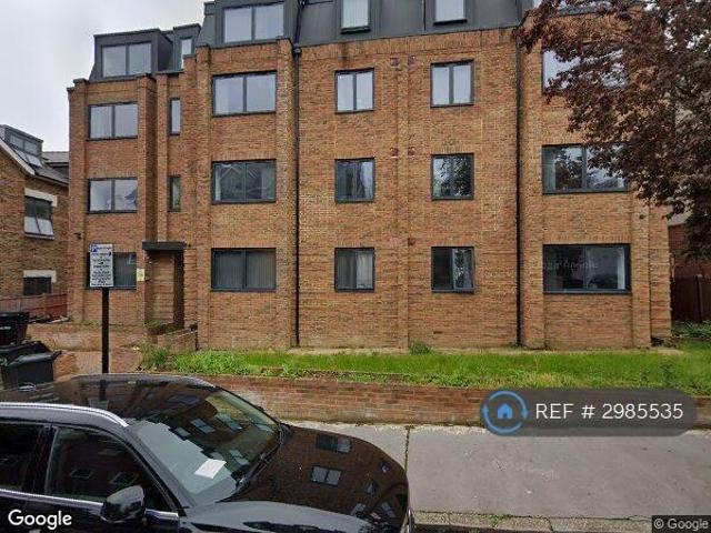 Flat for rent in London Borough of Croydon, Addiscombe