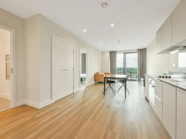 Apartment for rent in London Borough of Hounslow, Greater London