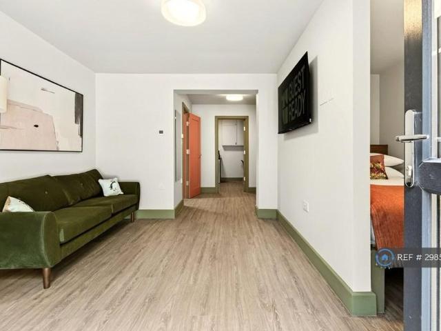 Apartment for rent in London Borough of Harrow, Greater London