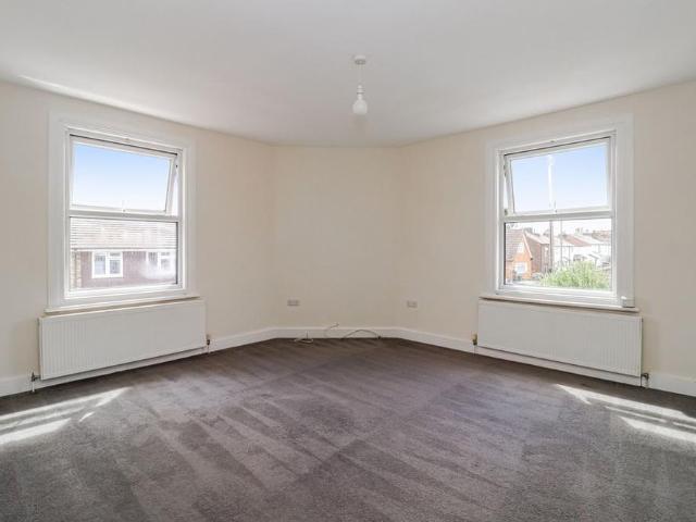 Apartment for rent in Batchworth, Hertfordshire